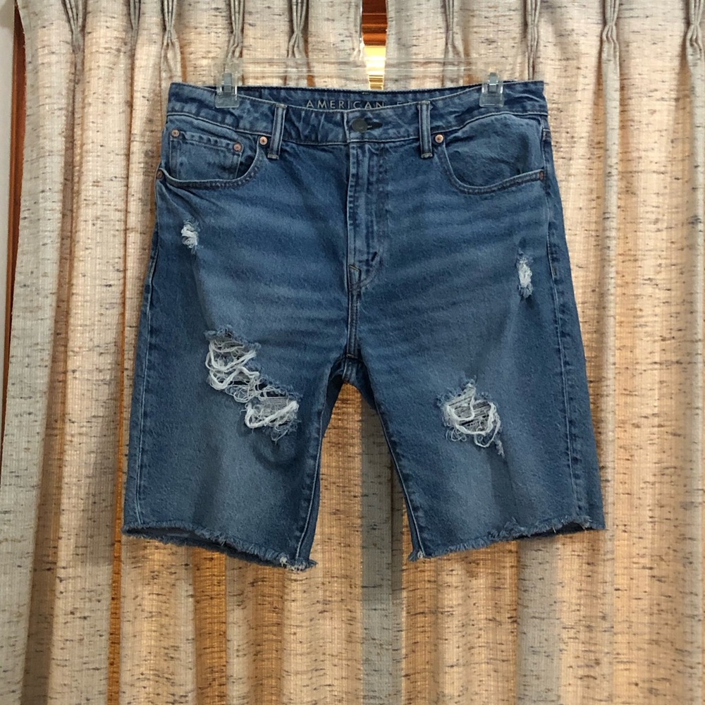 American Eagle Outfitters Easy Flex Distressed Denim Shorts